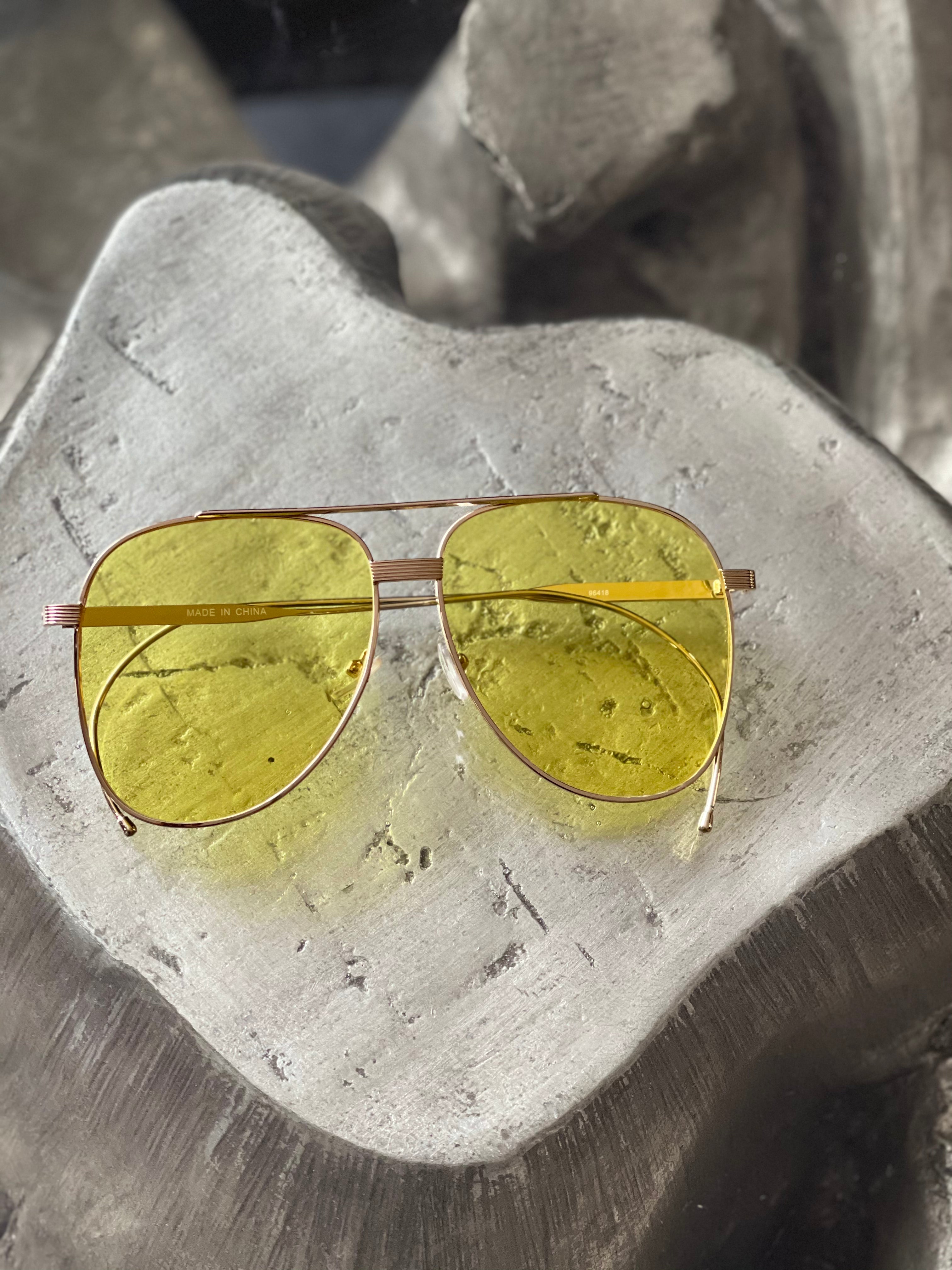 Oversized Gold Framed  Aviator Sunglasses with Colored Lens
